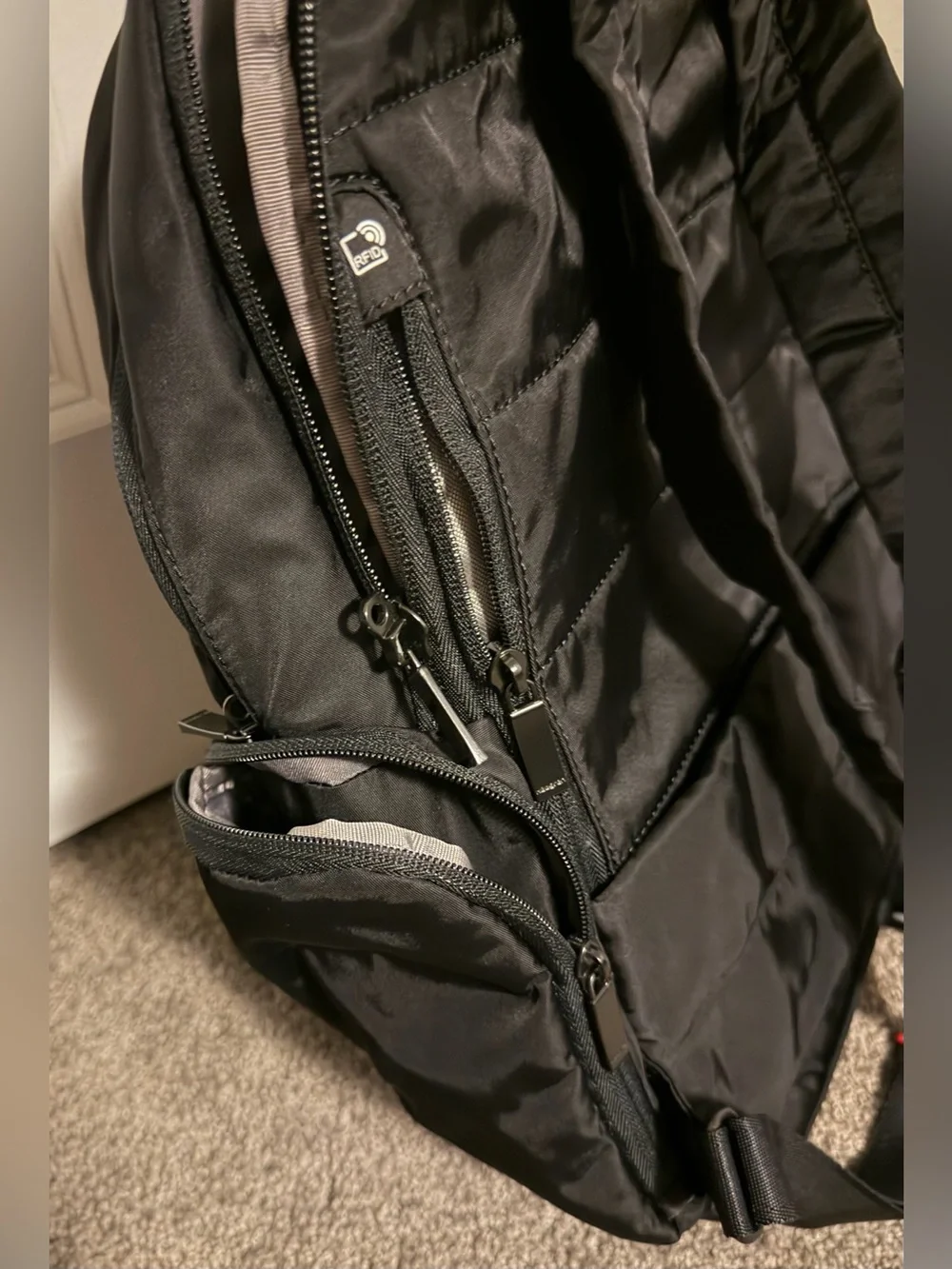 Hedgren lightweight water